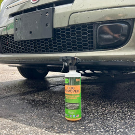 3D bug remover cleaning bugs off a boat hull in a lifestyle setting showing versatility
