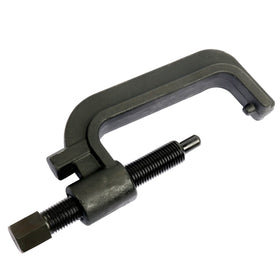 8MILELAKE tool installed on truck torsion bar demonstrating safe holding