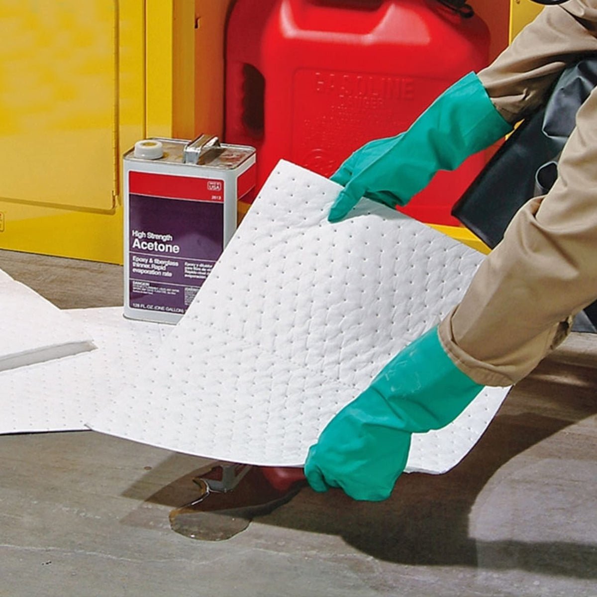 A A IN label close-up highlighting material and oil-only specification