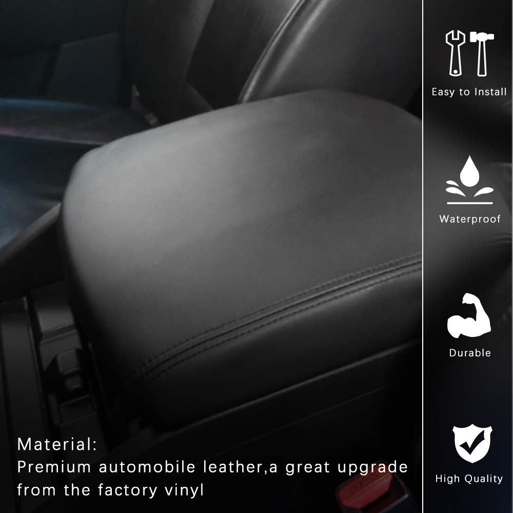 A ABIGAIL close-up of microfiber leather texture highlighting comfort and scratch resistance