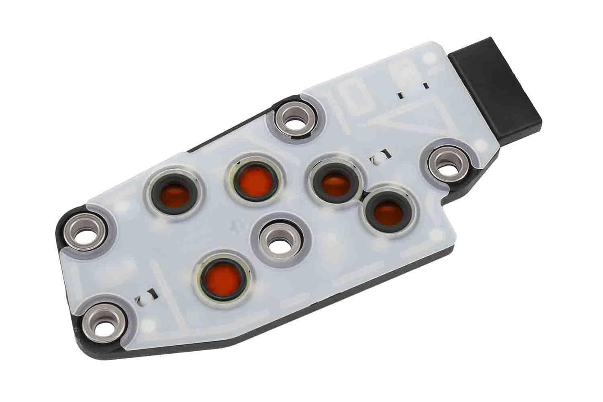 ACDelco 24215111 connector close-up displaying secure pin layout for correct signal