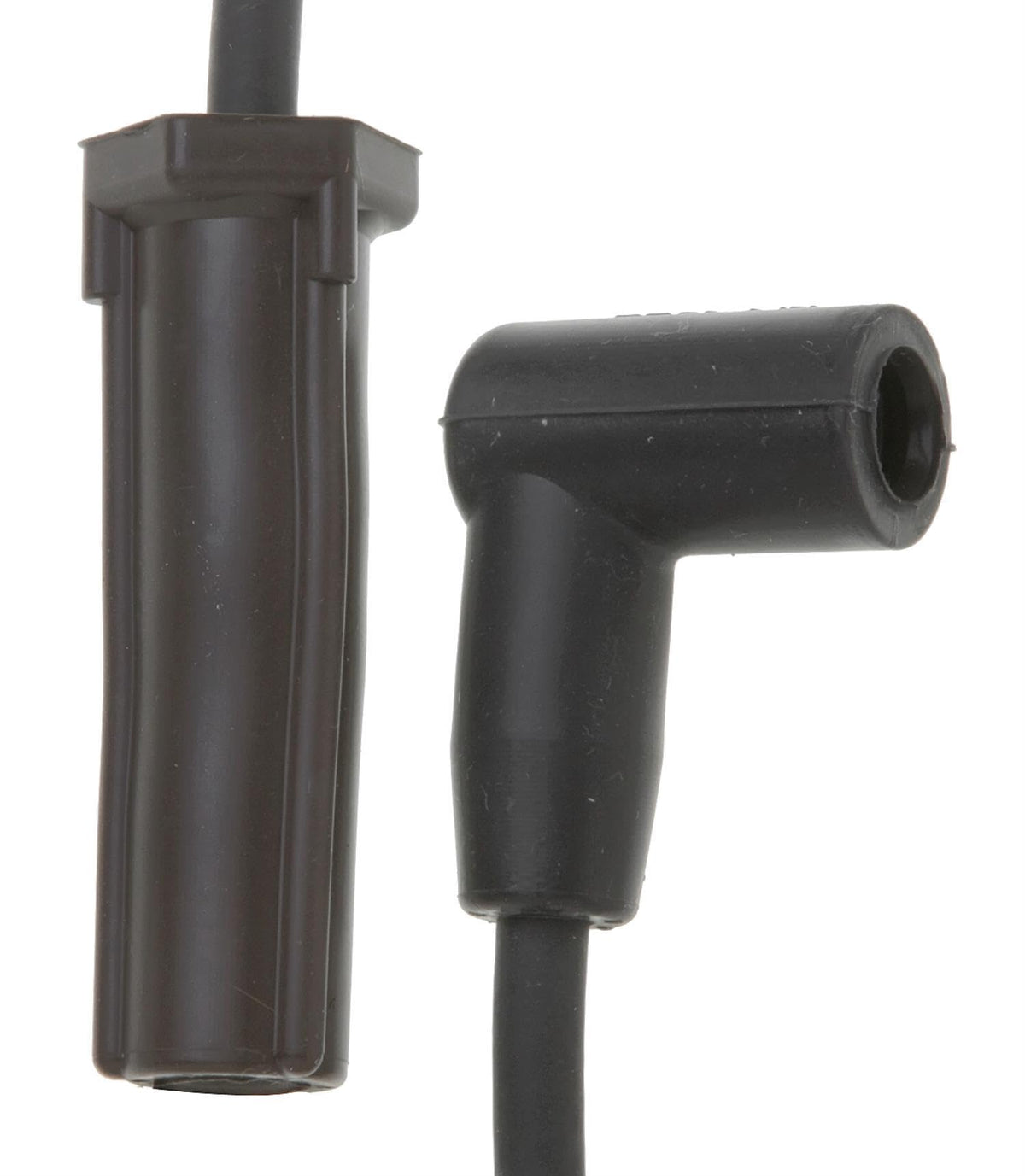 ACDelco Gold 9746BB boot and terminal closeup highlighting secure fit and corrosion resistance