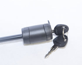 Advantage Heininger close-up of M12x1.75 thread and KN-200 lock head showing durable finish