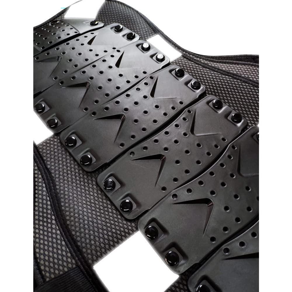 Aikelai knee pad detail showing reinforced guard and comfort