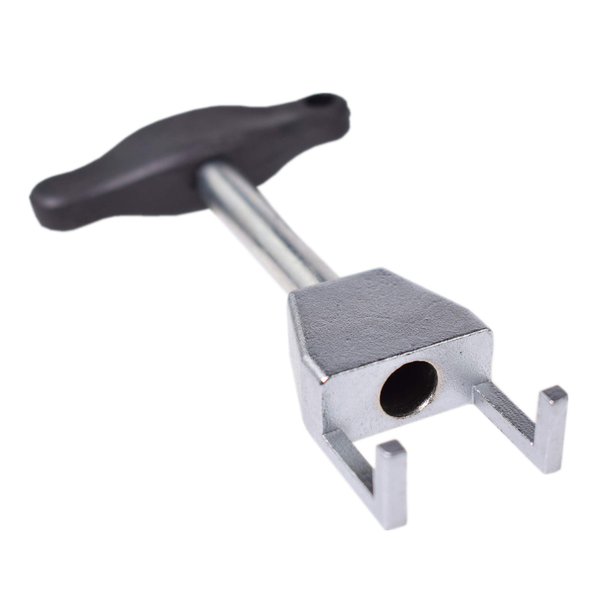 Alltooetools puller removing ignition coil from VW Golf engine for safe service