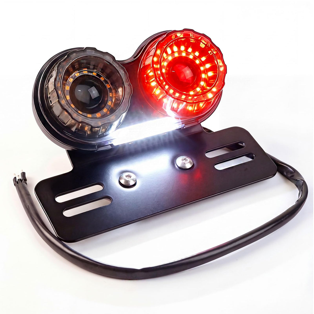 Anki HappiGo illuminating a license plate to show clear plate visibility and compliance benefits