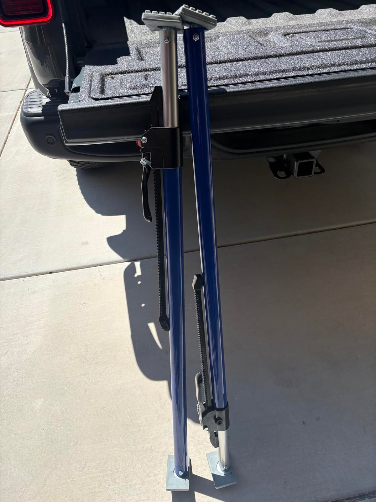 ANLU LOAD supporting stacked shelves to maximize cargo space