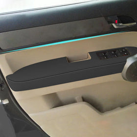 AOMSAZTO lifestyle shot inside CR-V showing refreshed armrests and cohesive cabin