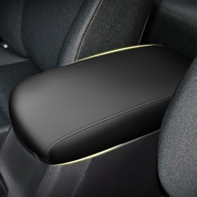 AOMSAZTO lifestyle shot inside RAV4 illustrating tidy interior and protection