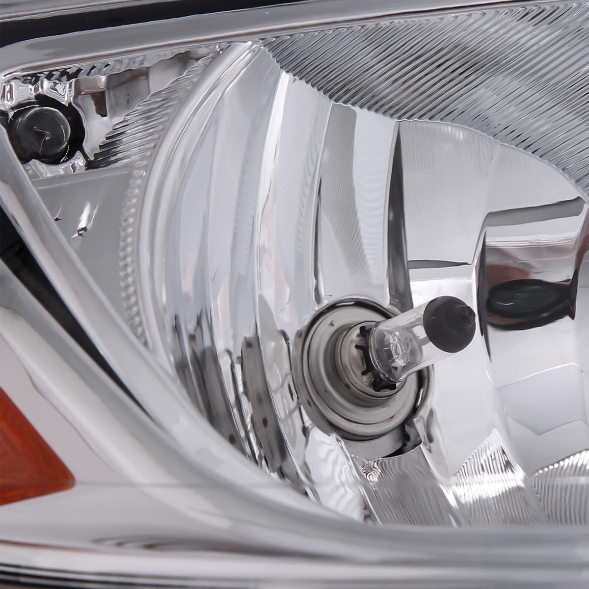 Aresparts bulb and socket detail showing included bulbs and plug-and-play convenience