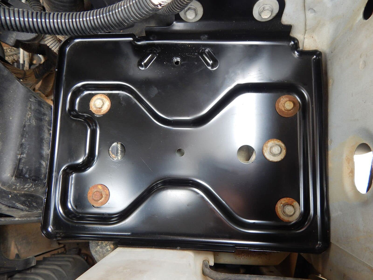 ARONOVA parts laid out: tray, rubber clamp, stainless bolt for easy installation benefit