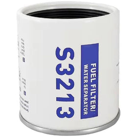 AULDAY close-up of three-layer synthetic filter media highlighting superior particle and water separation