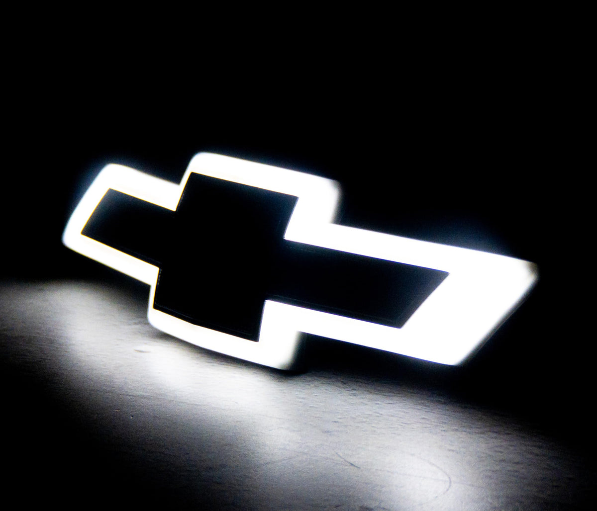 Autogem black grille emblem front view showing clean fit and modern look