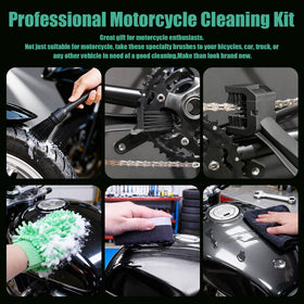Autokcan large tire brush close-up cleaning large surfaces