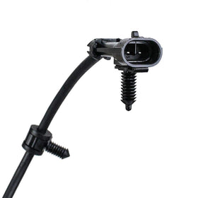 Autoround hub installed on vehicle front demonstrating direct-fit replacement