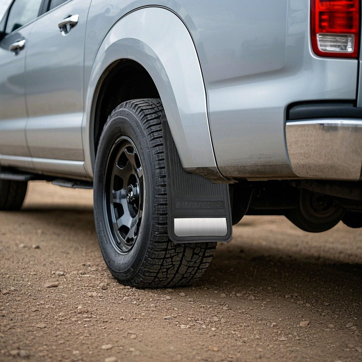 AUTOXBERT measurement showing 19 inch height and 11 inch width benefits