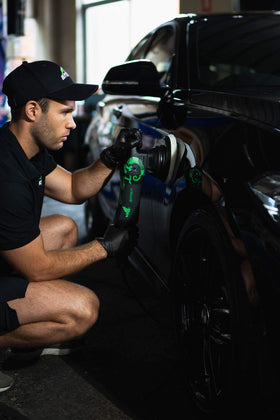 BATOCA polisher held in hand to show size and easy maneuverability