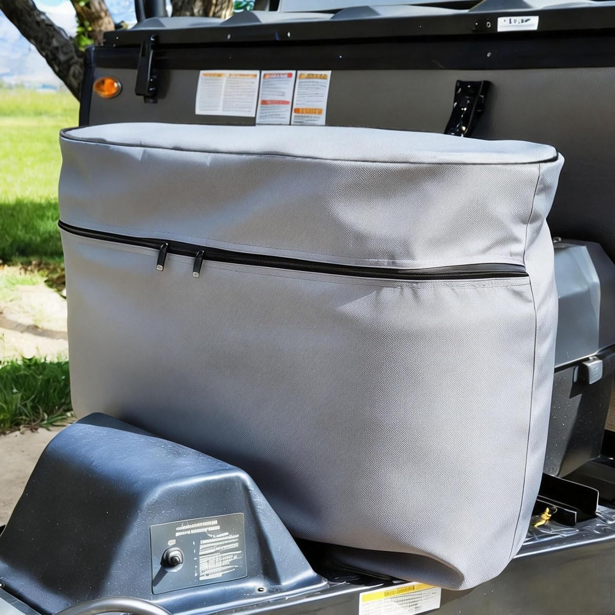 BeadChica front view grey cover protecting dual tanks and improving trailer appearance
