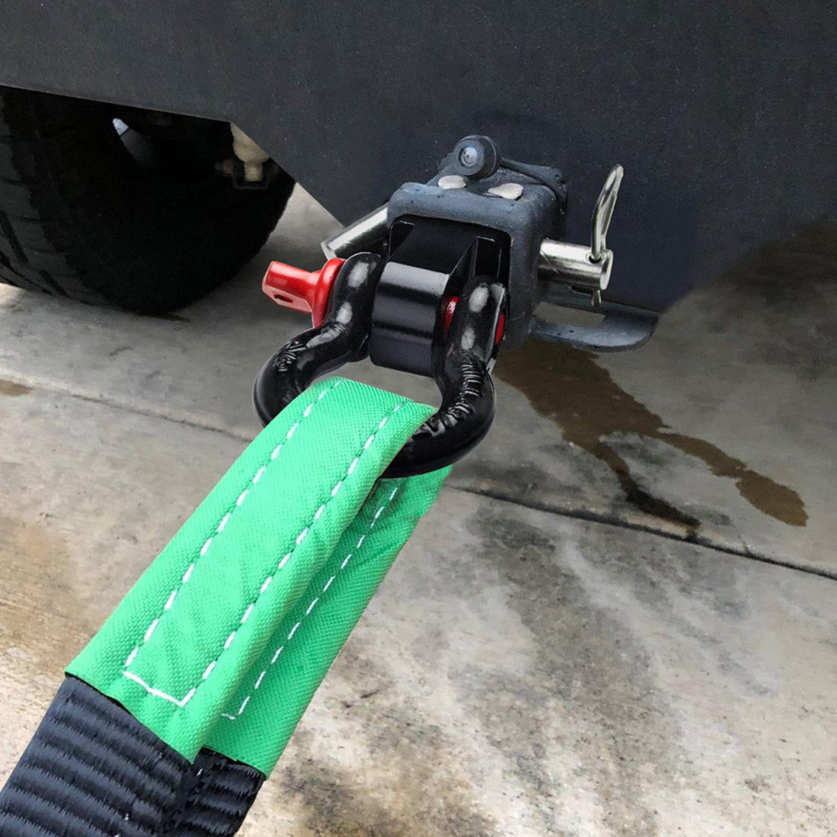 BETOOLL with 3/4" D-ring engaged demonstrating secure towing connection