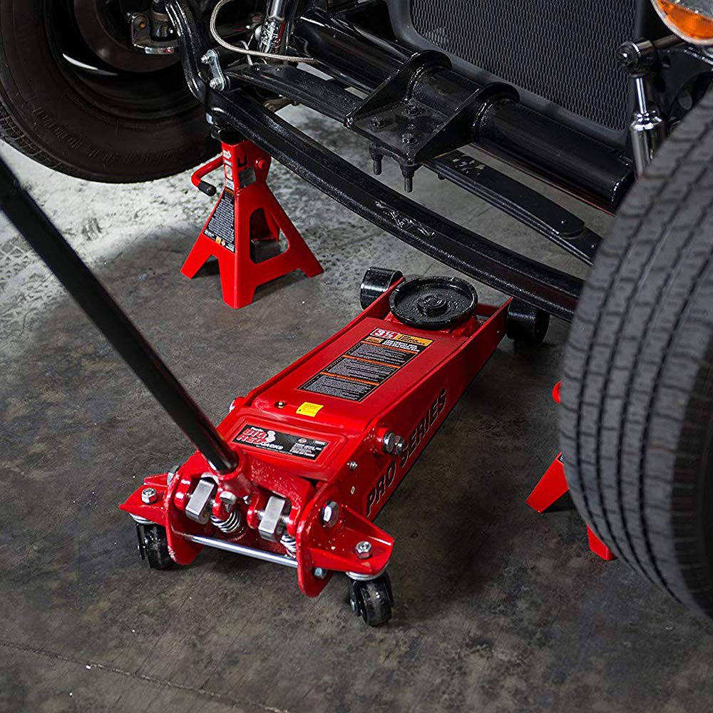 BIG RED product packaging and label showing model info and warranty
