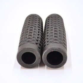Billet Proof Designs right-side grip on throttle tube demonstrating fit and smooth throttle control benefit