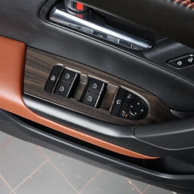 Birbenben close-up wood-grain texture highlighting durable finish