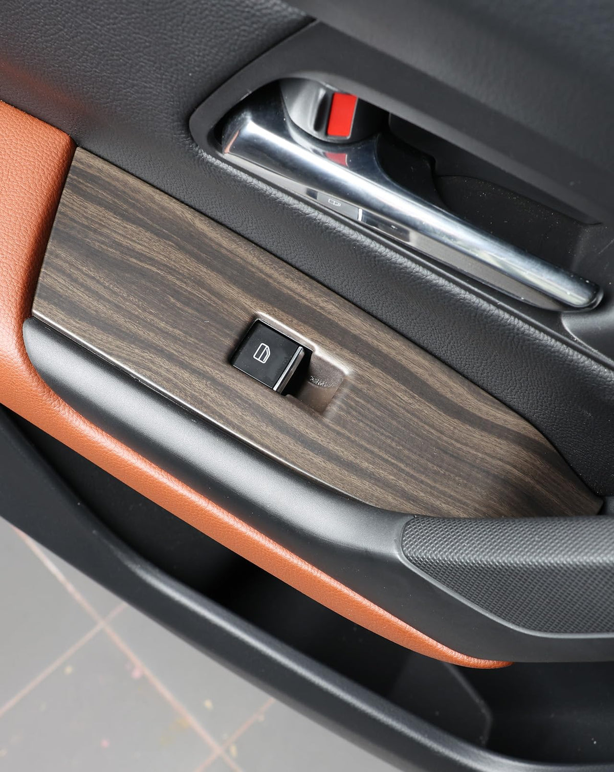 Birbenben installed on driver door illustrating improved cabin aesthetics