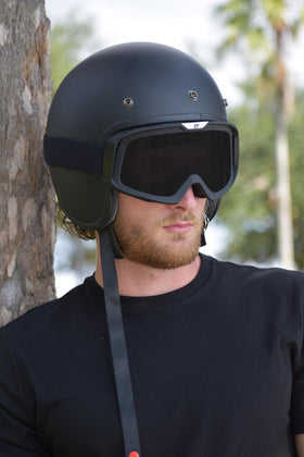 Birdz Pelican beside prescription glasses showing compatible scale benefit