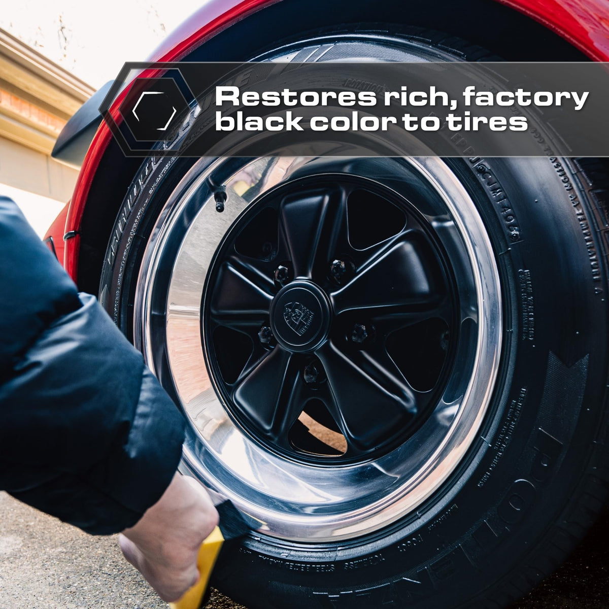 Blackline Blackout label close-up highlighting water-based, UV-resistant benefit