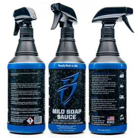 Boat Bling label close-up highlighting 32 oz mild cleaner and benefits