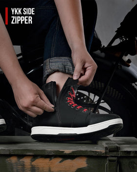 BORLENI lifestyle shot of commuter on bike demonstrating versatile wear