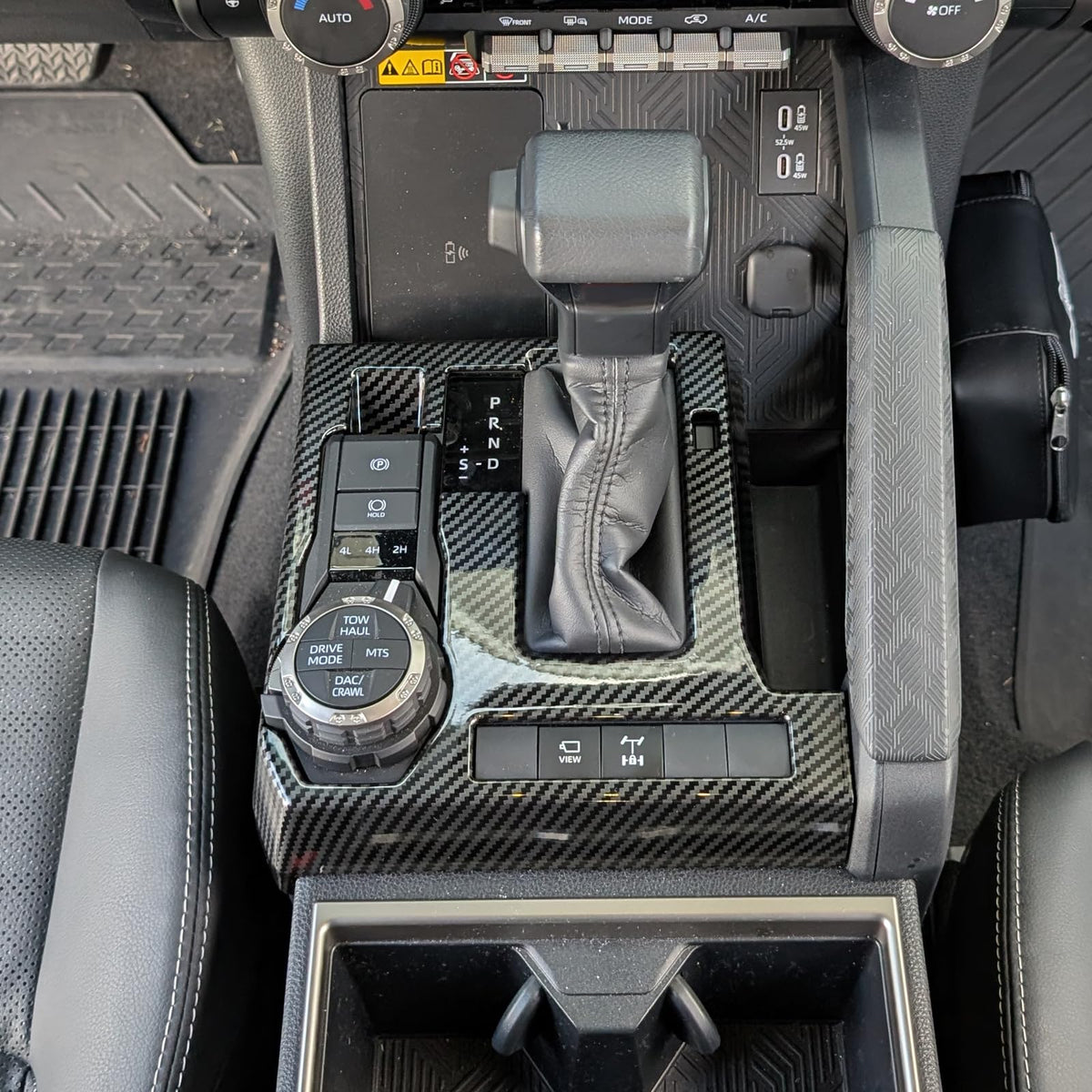 BORUIEN front view of shift panel cover showing clean carbon fiber grain and upgraded look