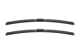 Bosch AeroTwin close-up of dual rubber edge with graphite coating for streak-free wipe