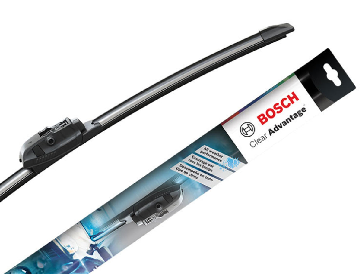 BOSCH Clear Advantage front packaging showing product and size benefits