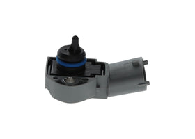 Bosch sensor connector closeup highlighting secure electrical connection benefit