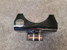 Bottle Jack Buddy front saddle view showing cradle benefit