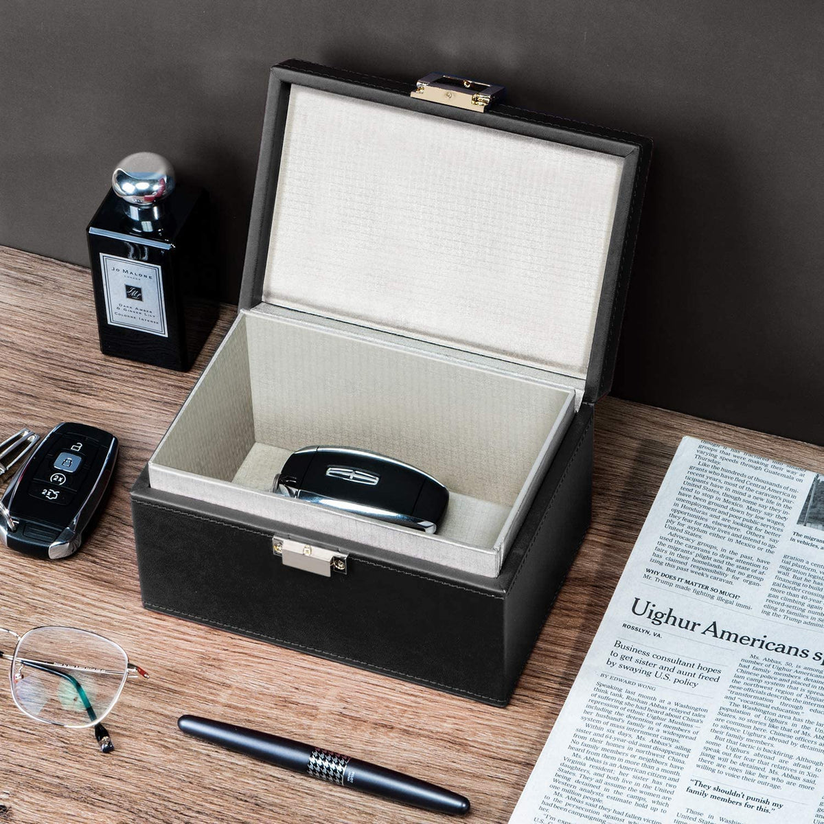 briidea Faraday box on an entryway table conveying secure home storage