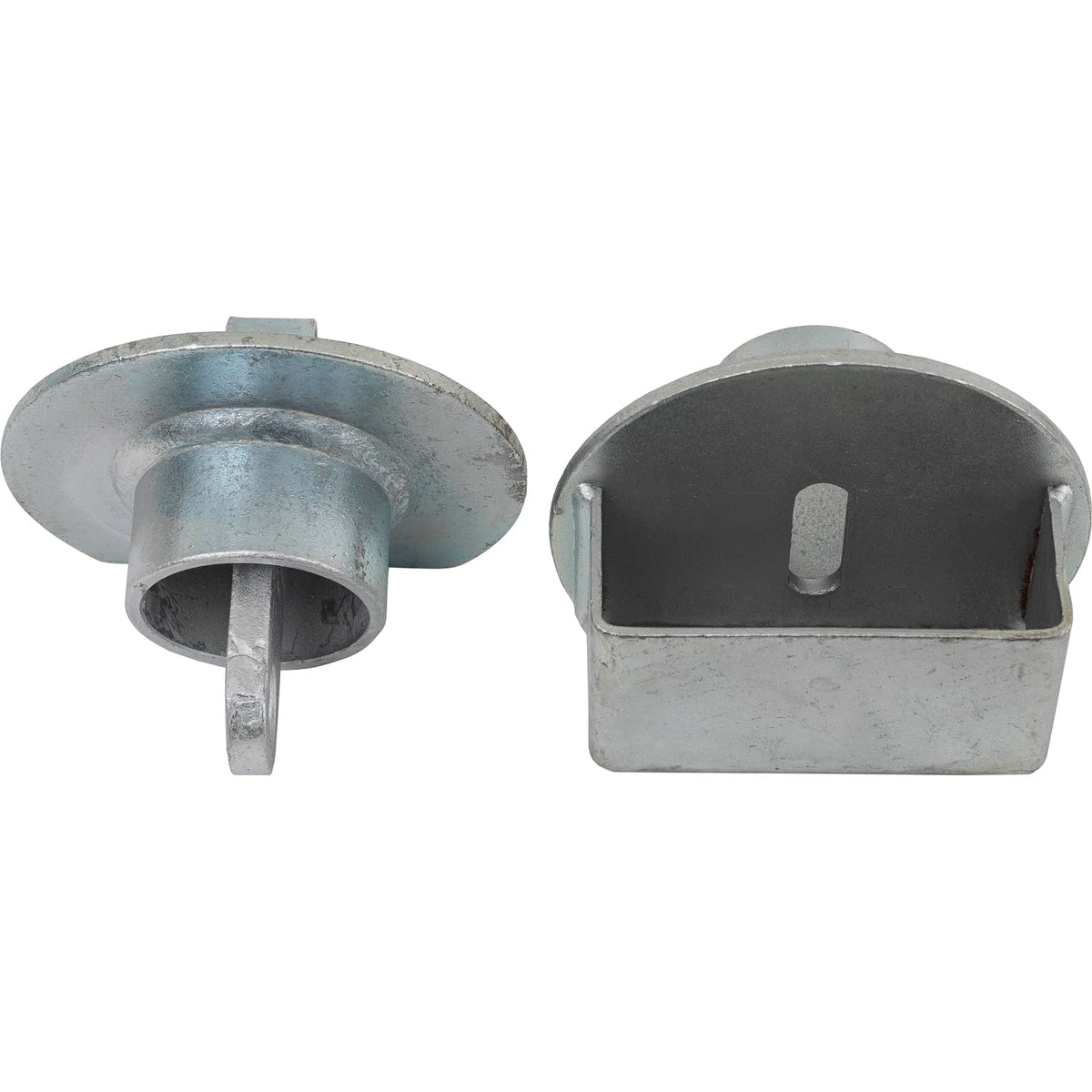 Buyers Products BDL253 inserted in lunette eye demonstrating blocked coupling and secure storage