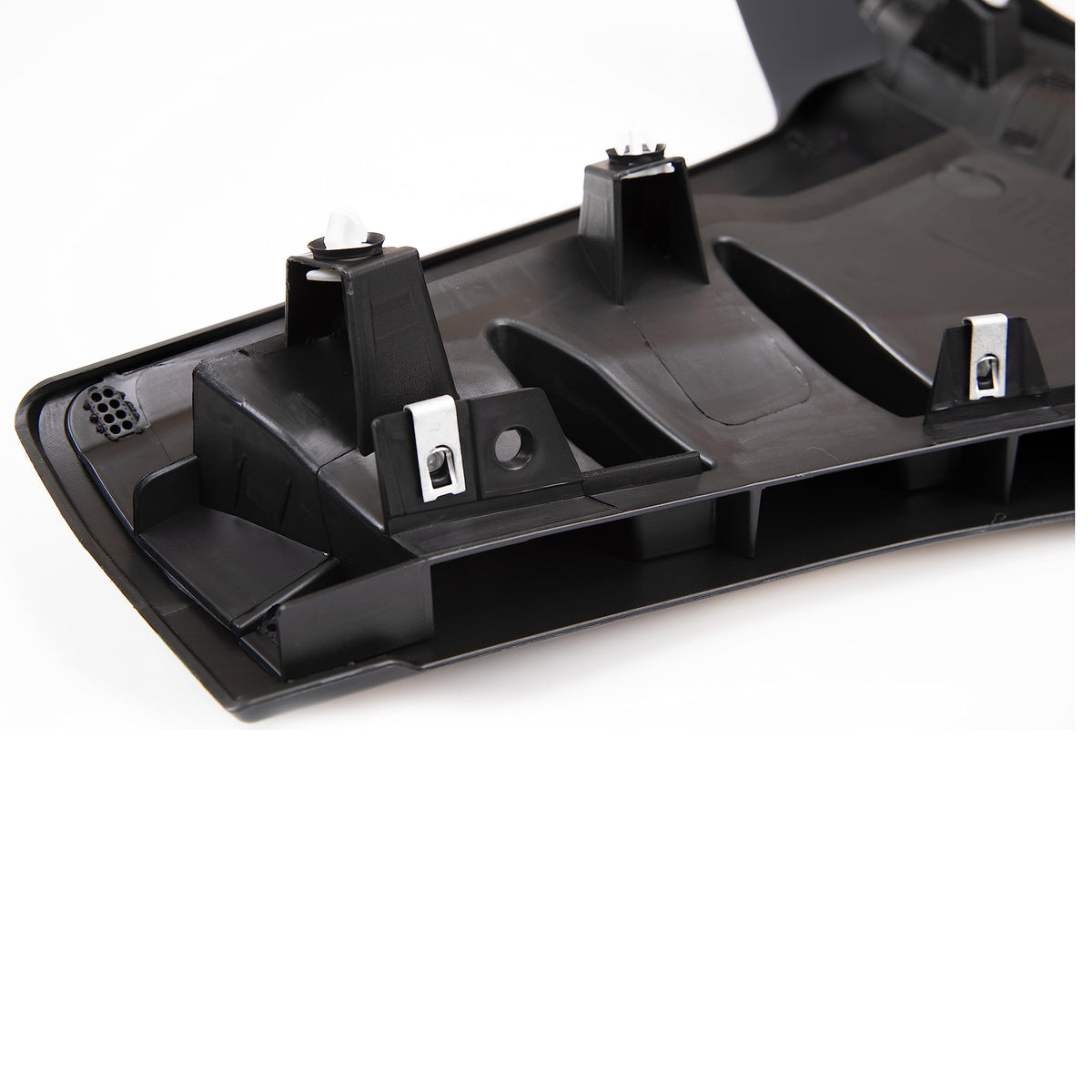 BXZ sealed package protecting cap during shipping for damage-free delivery