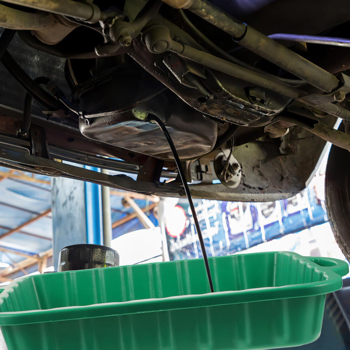 CALLARON tapered pour edge detail for controlled, spill-free fluid transfer