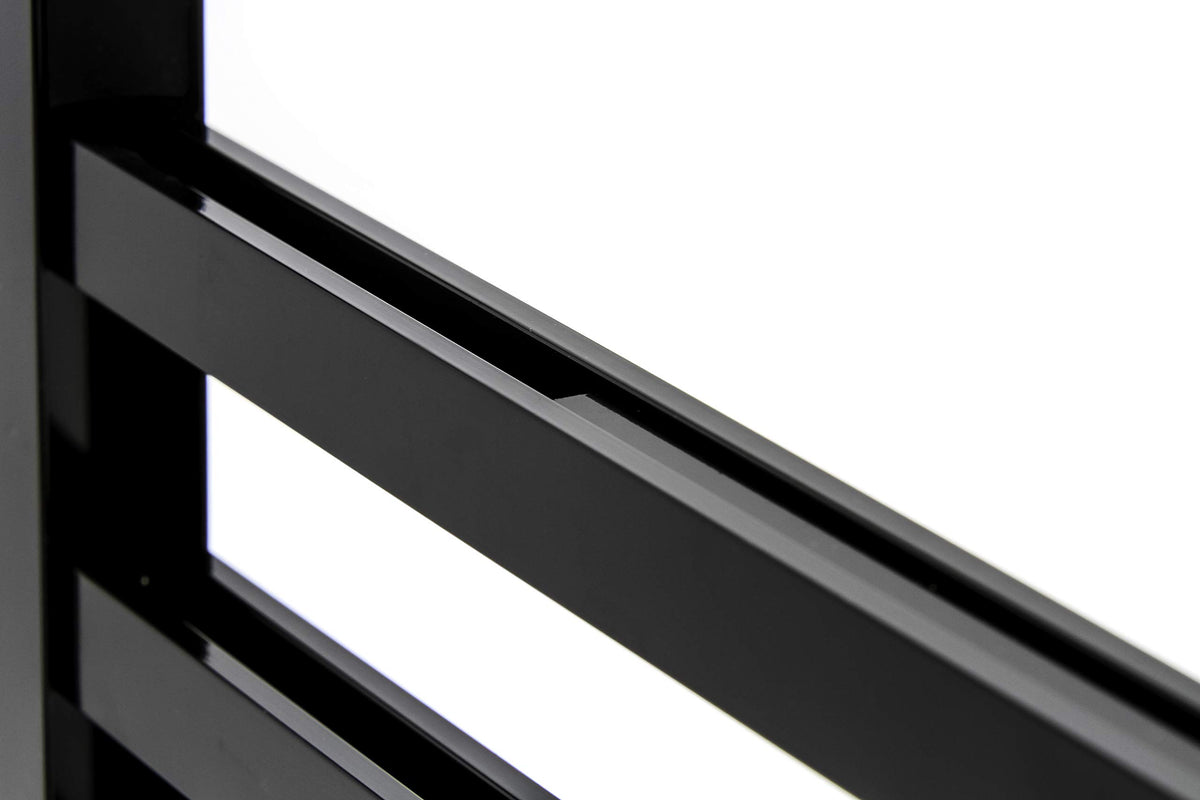 Camco 43976 close-up of aluminum finish and corrosion-resistant texture for durability