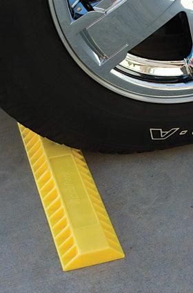 Camco close-up of resin texture highlighting durable construction benefit