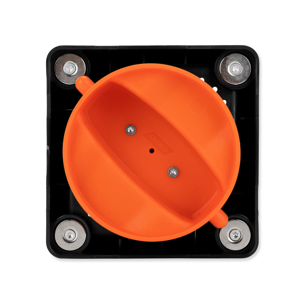 Camco vent holes and bayonet lug close-up providing airflow and secure fit benefit
