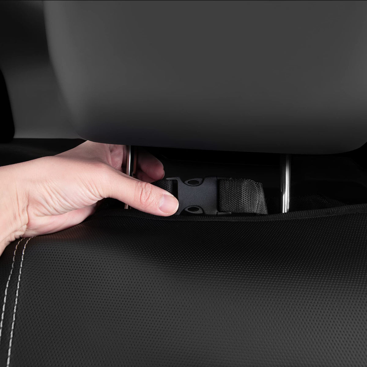 CAR PASS headrest and strap connections demonstrating easy installation