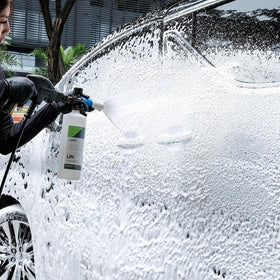 Close-up of CARPRO foam texture, demonstrating cling and active cleaning