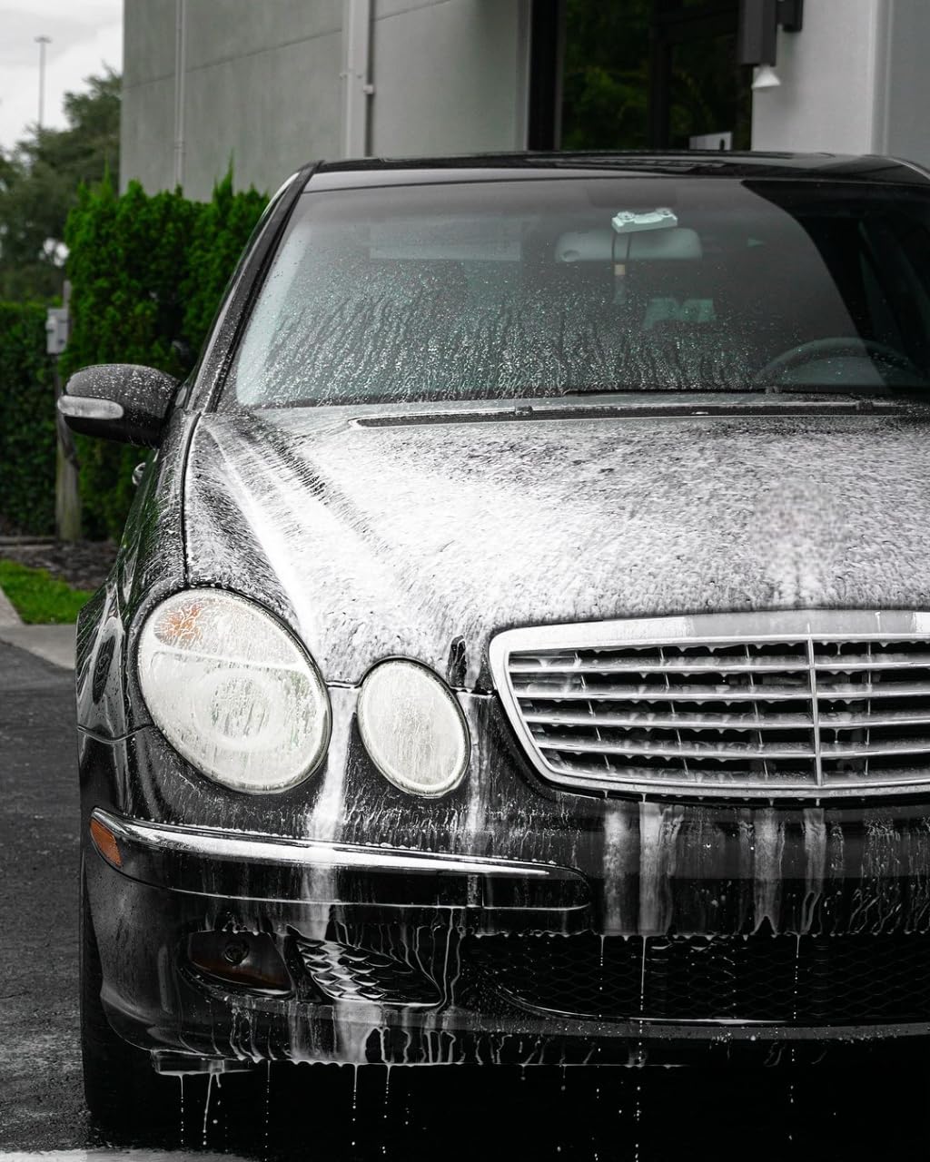CARPRO used on wheel showing cleaner rims and reduced brake dust adherence