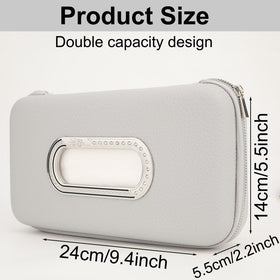 Cartisen close-up of zipper detail highlighting smooth operation and durability