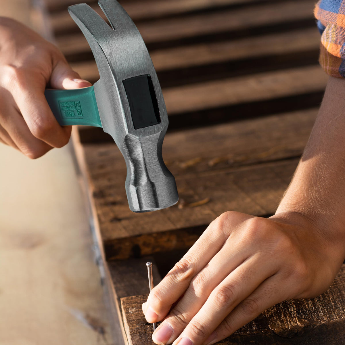 CARTMAN screwdriver in hand during repair, precise comfortable grip