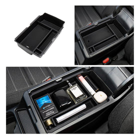 Carwiner secondary bin placed inside CR-V console showing extra capacity benefit