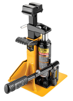 CAT close-up of safety lock and retaining pin demonstrating secure vehicle hold